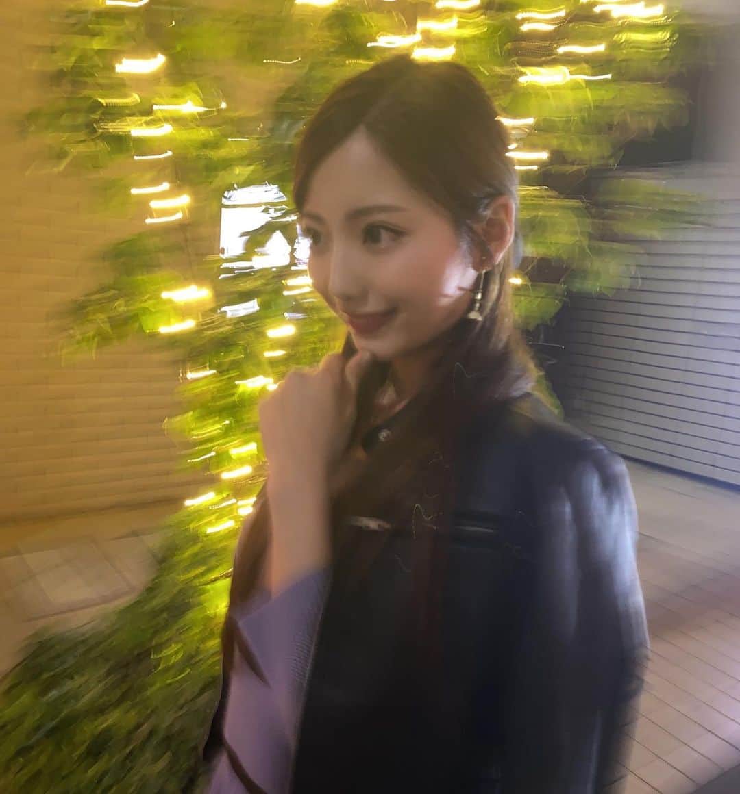 山下みちるさんのインスタグラム写真 - (山下みちるInstagram)「・ お姉ちゃんに会えて幸せな日📸🤍  珍しくハーフアップ🤫 ・ #恵比寿 #春コーデ #ファッション #ヘアアレンジ #ハーフアップ #📸 #오오티디 #데일리룩 #00년생 #fashion #instafashion #instagood」5月1日 20時52分 - hello_chiruchiru