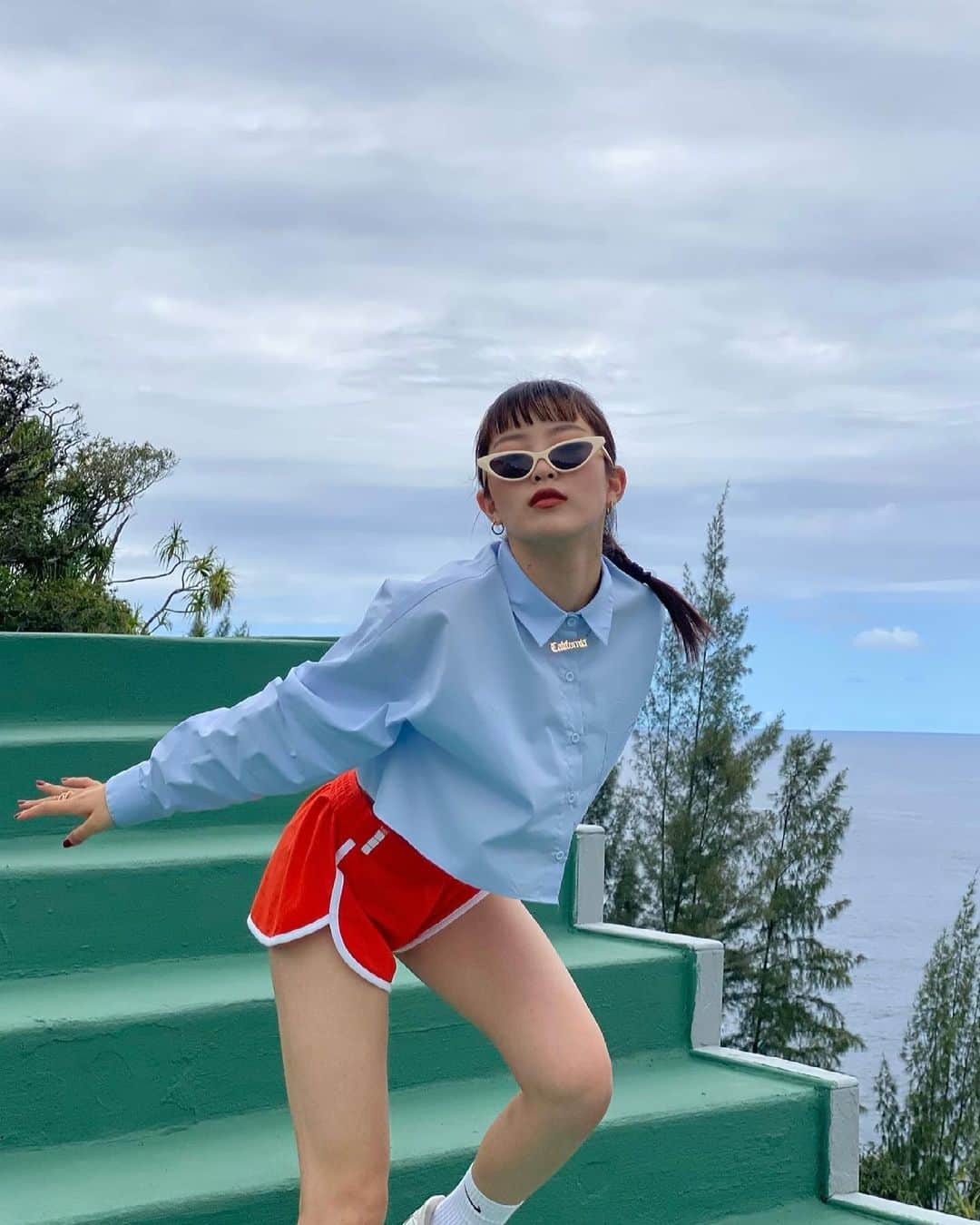 吉原日奈のインスタグラム：「Let The Music Move You MV OUT NOW!!❤️🦋」