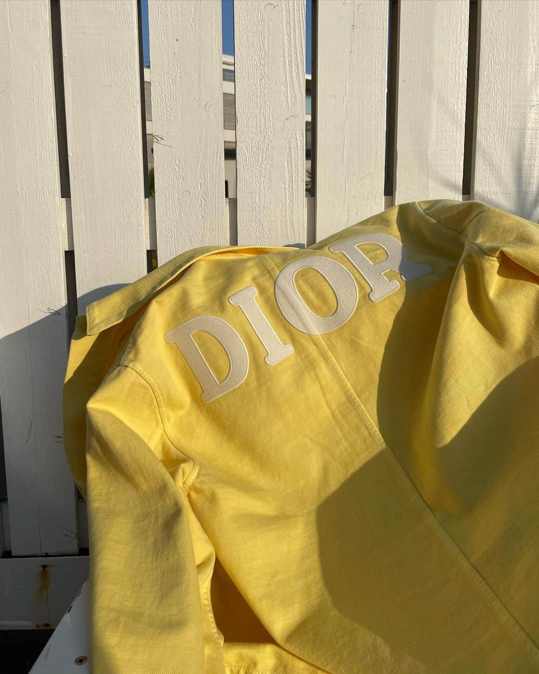鈴木愛美さんのインスタグラム写真 - (鈴木愛美Instagram)「💛🦋💛🦋💛🦋💛🦋💛 . " DIOR "jacket.Kawaii♡ . . . #dior #jacket #manyacode」5月2日 12時21分 - x.manya.x