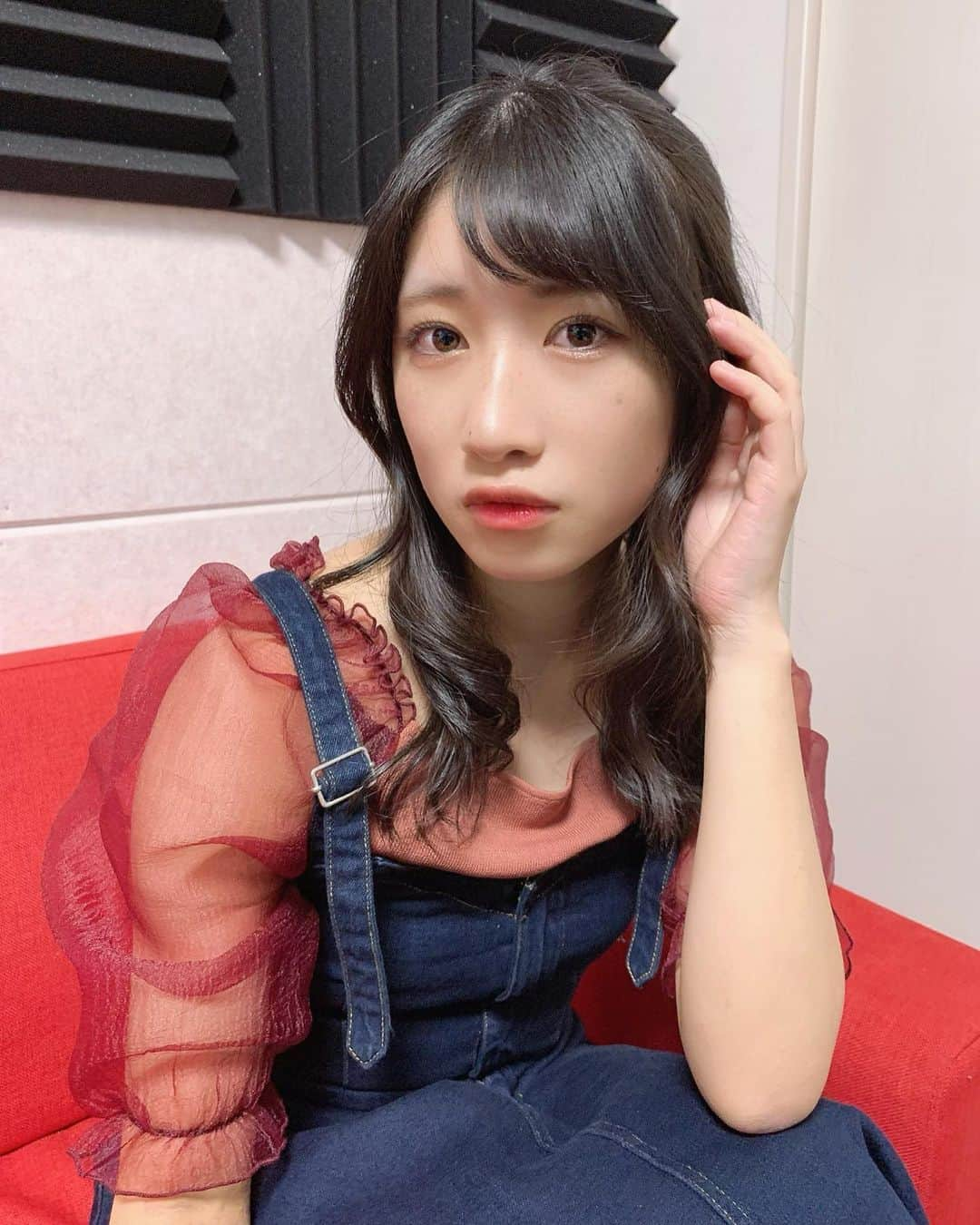 加藤一華さんのインスタグラム写真 - (加藤一華Instagram)「. 今日の洋服いいねって生放送で 言っていただけて嬉しかったな❣️  オーガンジーニットは、お友達のモデルさん 松川菜々花ちゃん( @matsukawa__nanaka ) がデザインしたお洋服〜🥰✨  色も形もどストライクすぎて❣️ 一目惚れして即ポチりました✌️ ▶︎▶︎ @kol.japan  菜々花ちゃん連絡くれてありがとう〜😳💞  #ootd #fashion #ワンピース #春服 #春服コーデ #低身長コーデ #オーガンジーニット #ジャンパースカート」5月2日 22時42分 - ichika_kato