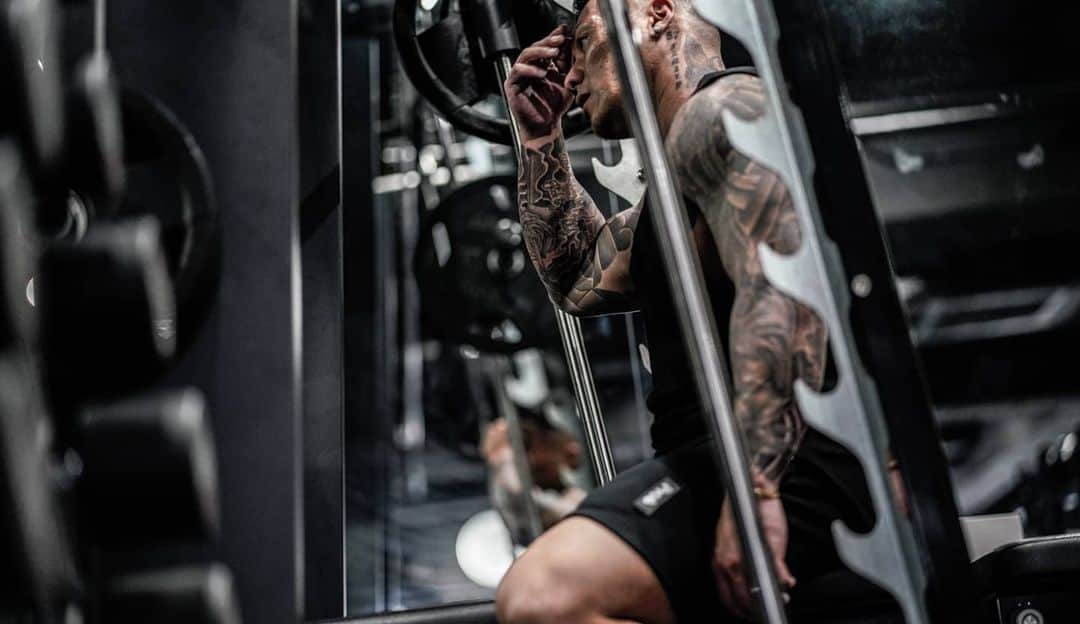 中村直輝さんのインスタグラム写真 - (中村直輝Instagram)「#fitness #workout #gym #training #tattoo#fwj #japanesetattoo#underground#筋肉#タトゥー#刺青#筋肉#筋トレ#mystyle#gangstar  バルク  着用 @pvot_apparel   camera @mtk0804」5月2日 19時14分 - _naokinakamura_