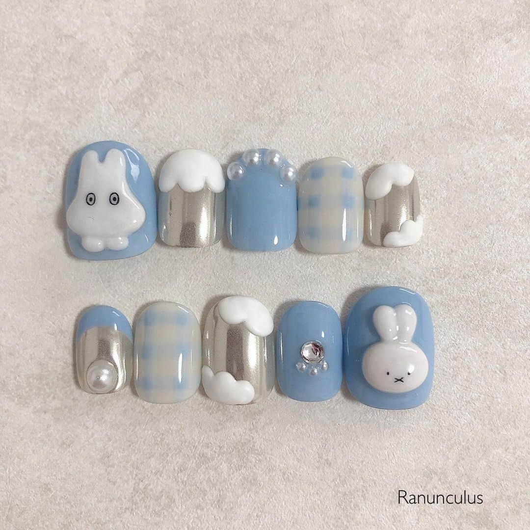 R i R y (リリー)さんのインスタグラム写真 - (R i R y (リリー)Instagram)「『#キャラネイル 💅』　　  可愛すぎるポチャッコとミッフィーキャラネイルをご紹介🐇🌿 ネイル見る度に癒されますね💓  Photo by﻿ @nail_1112c ✴︎---------------✴︎---------------✴︎﻿ ﻿ ▶▶掲載する写真を募集中📸﻿ カワイイ写真が撮れたら、@velle.jp をタグ付けするか、ハッシュタグ #velle_jp をつけて投稿してみてね♪﻿ ﻿ velle編集部と一緒にカワイイで溢れるvelleを創っていこう😚🤍  ✴︎---------------✴︎---------------✴︎﻿ #nail #gelnails #ジェルネイル #ネイルアート #ニュアンスネイル #ハンドネイル #手元くら部 #お洒落さんと繋がりたい #ネイルデザイン #シンプルネイル #ベージュネイル #ジェルネイル #セルフネイル #セルフネイル部 #ミッフィー #ネイルシール #ネイル好きな人と繋がりたい #ミッフィー好きと繋がりたい #バムとケロ #ネイル #ネイルデザイン #トレンドネイル #ネイルチップ #オーダーネイルチップ #ネイルチップ販売 #ぽちゃっこネイル #マットネイル #ワイヤーネイル」5月2日 19時22分 - velle.jp