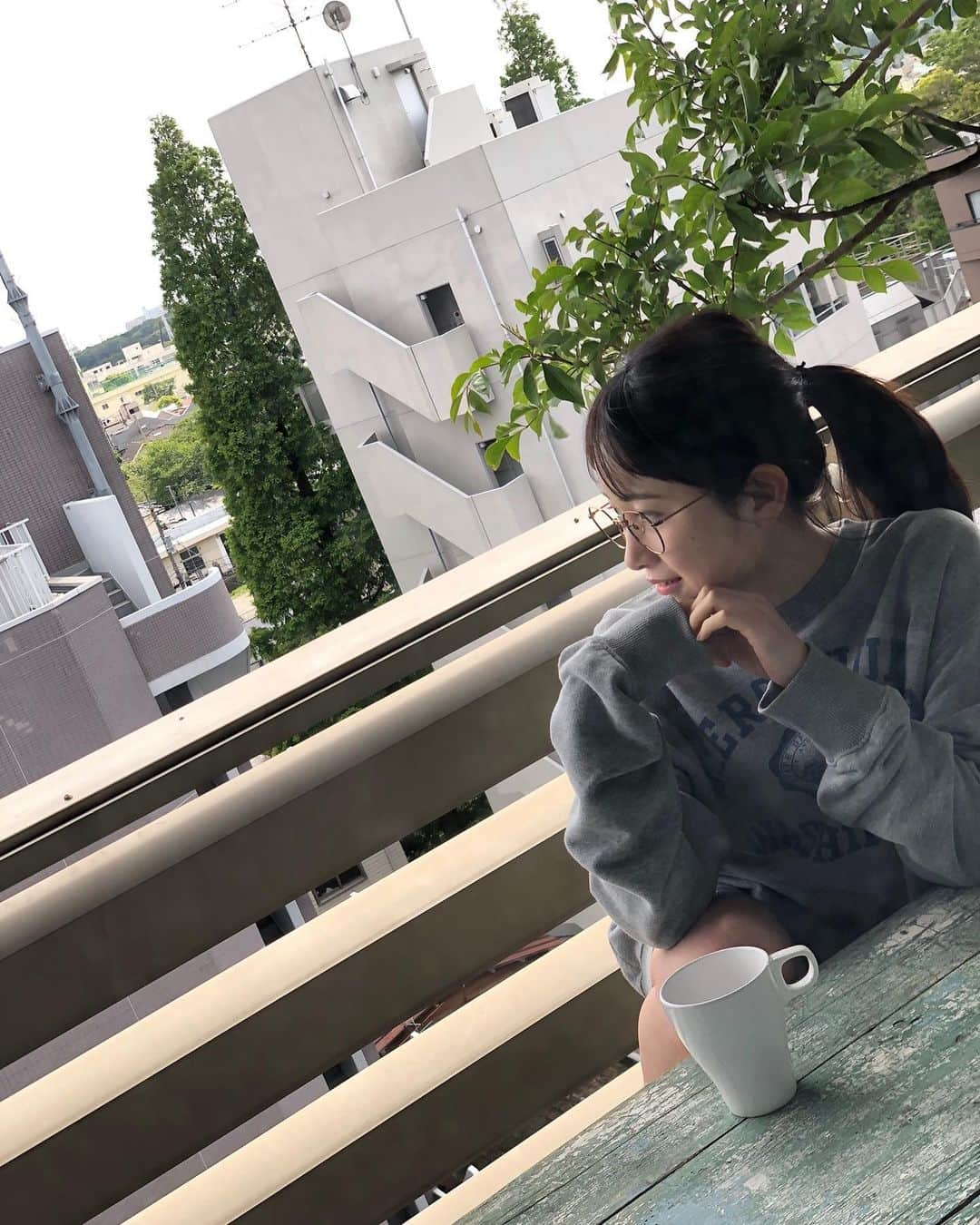 森戸知沙希さんのインスタグラム写真 - (森戸知沙希Instagram)「5月🎏 　　　 　　　 　　　　 GWですね！ みんな今日は何したのかな〜〜？  　　　　 　　　　 わたしは福岡でコンサートでした😉 元気いっぱい！ 　　　 　　　　 　　　 写真は「アップトゥボーイ 」さんのoff shot📸 　　　 　　　  #morningmusume21  #helloproject  #モーニング娘21  #森戸知沙希  #コンサート  #福岡」5月2日 20時26分 - chisaki__morito.official