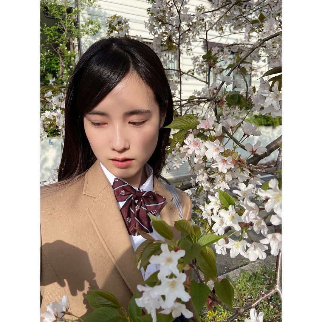 永田凜さんのインスタグラム写真 - (永田凜Instagram)「・ 5月〜🎏  お仕事で桜見に行った時のオフショです☺︎」5月2日 21時24分 - rin_nagata_official