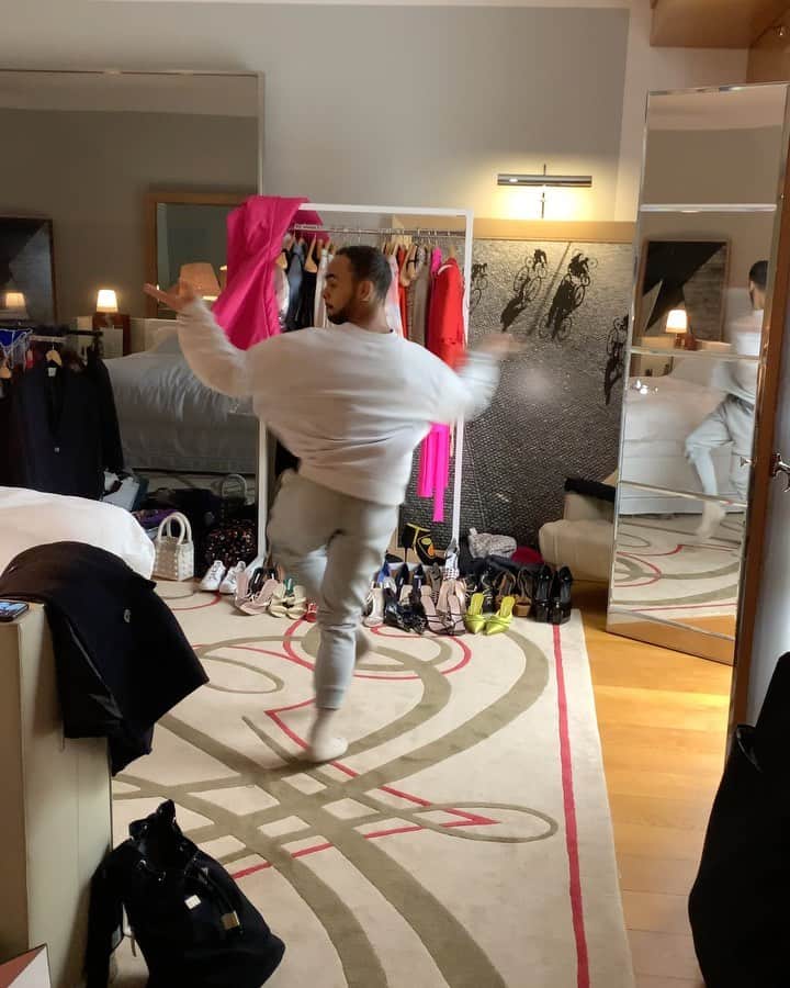 ジョーダン・ダンのインスタグラム：「🗣 GET ME TO A MFKING BALL!!!!@holy_ricky」