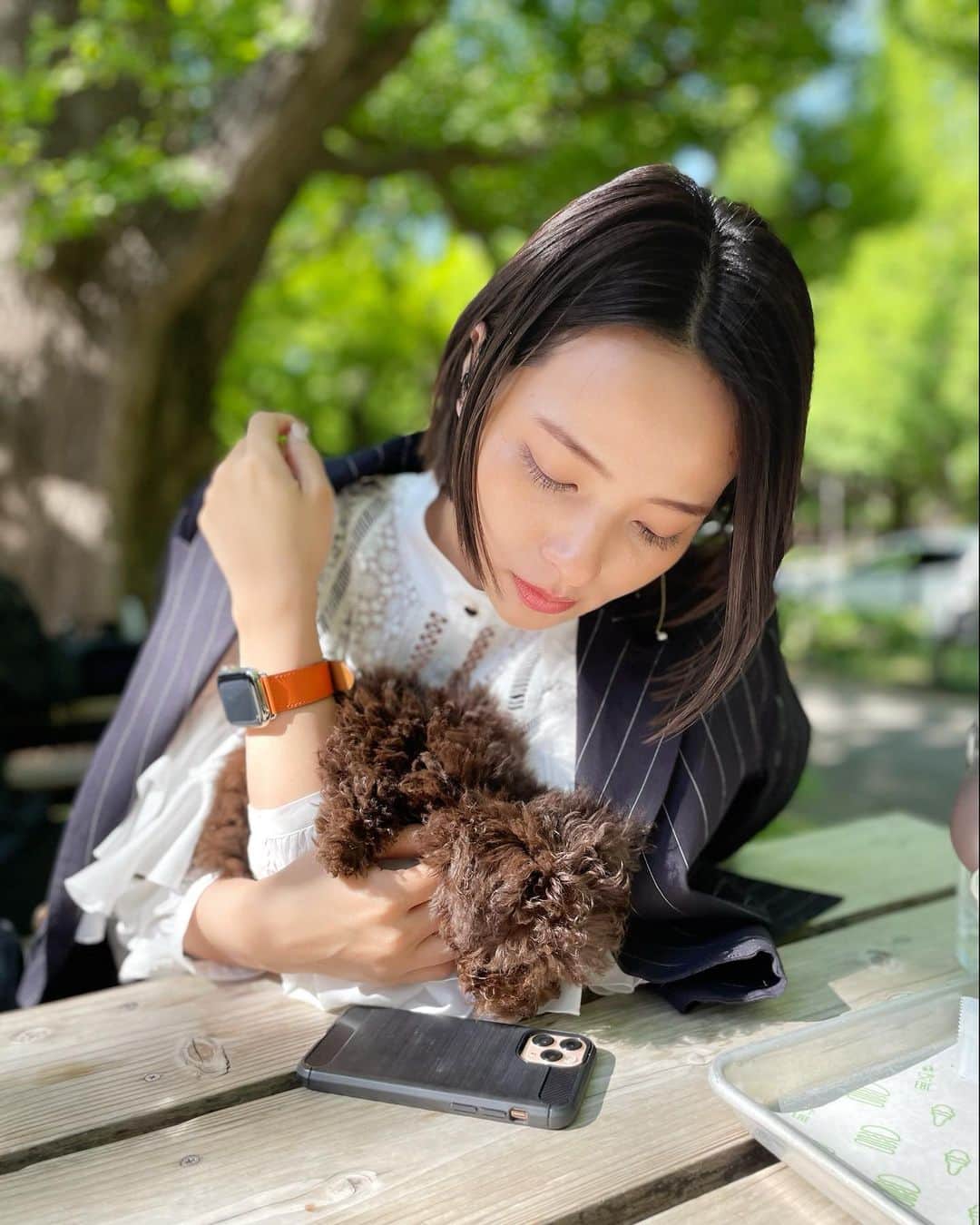 水崎綾女さんのインスタグラム写真 - (水崎綾女Instagram)「ポカポカお天気ですな。 #dog #いぬ #犬 #お散歩 #ランチ」5月3日 11時21分 - misakiayame