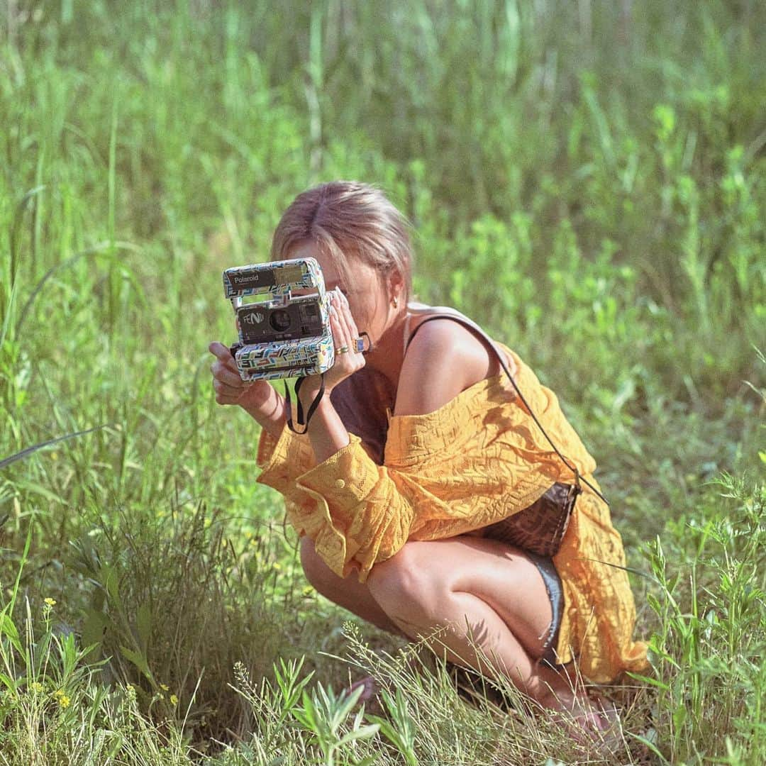 ファサさんのインスタグラム写真 - (ファサInstagram)「🌿#FendiSummerVertigo#FendiandPolaroid @fendi @polaroid @sarahcoleman #ad with 멋진여름을 담아준 @lad_studio 🌿」5月18日 12時55分 - _mariahwasa