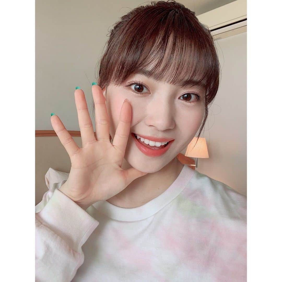 NiziUさんのインスタグラム写真 - (NiziUInstagram)「パステルカラー💚💗 --------------------- 파스텔 컬러💚💗  #NiziU #WithU #MAYUKA #🐱🌈」5月3日 21時39分 - niziu_artist_official