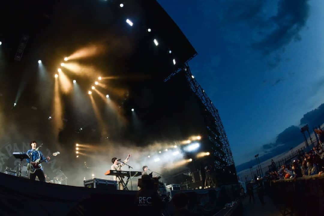 のインスタグラム：「5/3 JAPAN JAM 2021  2021年フェス初め。 気持ちいいライブができました。 今日も音楽を楽しむ場所があることに感謝です。  撮影@masafuji93」