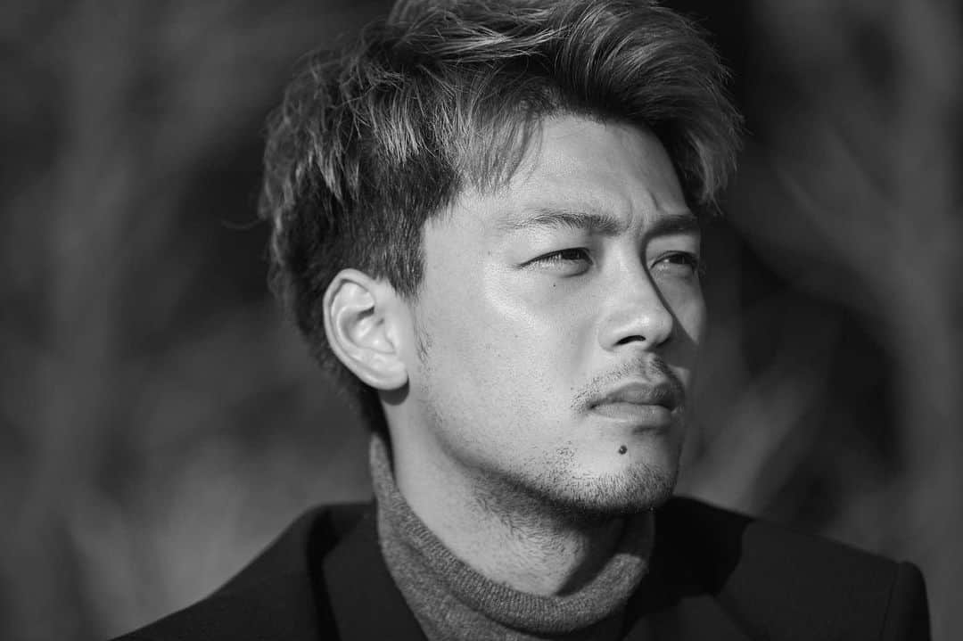 竹内涼真のインスタグラム：「デジタル写真集　 　　　「Place to Stand」  　　　　other  cut」