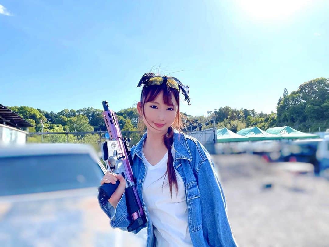 坂地久美さんのインスタグラム写真 - (坂地久美Instagram)「サバゲー日和☀️  サバイバルゲームイベントでゲスト出演🔫💕  #サバゲー #サバゲー女子#サバイバルゲーム #サバゲーファッション #サバゲーイベント #airsoftjapan #airsoftgun #airsofter #airsoftworld #airsoftnation #airsoftgirl #airsoftlady #tacticute #tacticutest #gungirl #militarygirl #combatgirl #gunandgirl #生存遊戲 #japanesegirl #kumisakachi #sakachikumi #坂地久美」5月4日 11時57分 - sakachikumi