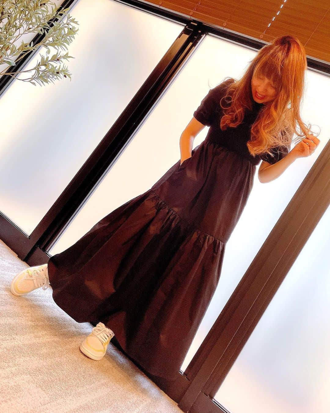 渡辺美奈代さんのインスタグラム写真 - (渡辺美奈代Instagram)「おはよう☀  昨日のお洋服  #ZARAワンピ #2色買い #ワンピース好き」5月4日 9時01分 - watanabe_minayo