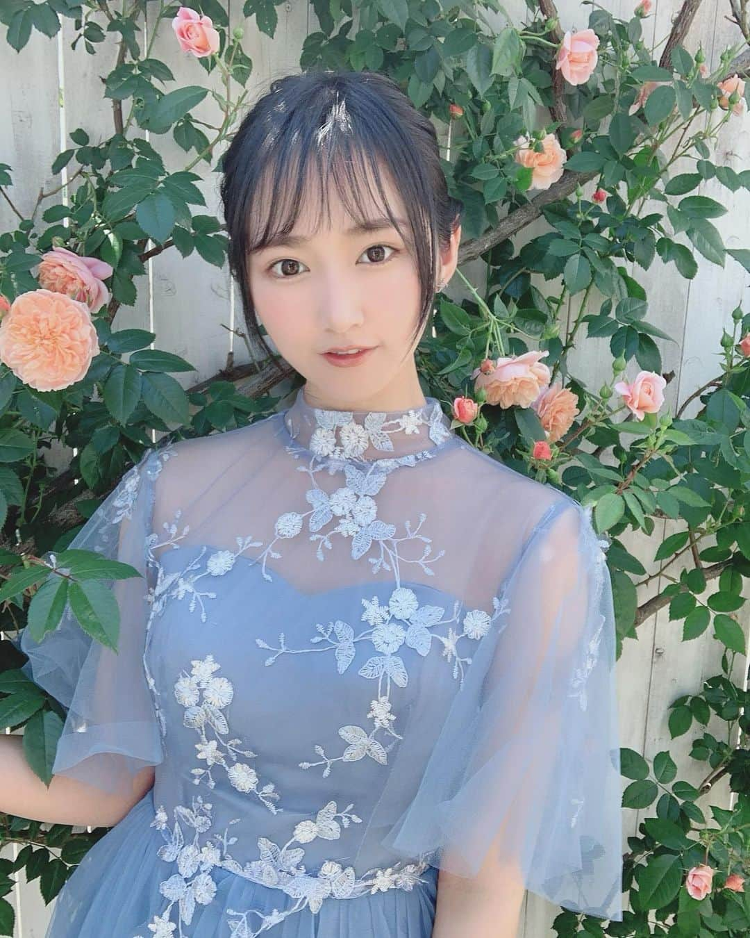 川瀬もえさんのインスタグラム写真 - (川瀬もえInstagram)「おはよう 天気がよくてレース日和だね🌸  #1日1川瀬」5月4日 9時02分 - kawasemoe