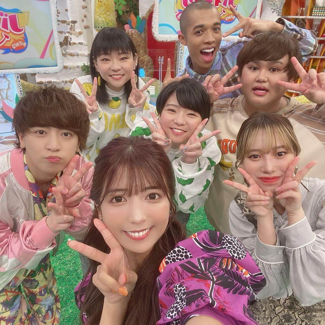 ゆんさんのインスタグラム写真 - (ゆんInstagram)「バイキング生出演仲間🤞🏻♡  他のクリエイターさんと 一緒にテレビ出演させて もらえるのうれすぃすぎる( ;ᴗ; )  放送終わり日本のトレンドもヴァンゆん 入ってたみたい😭  ファンの方のおかげや！！ ありがとございます😭🎉  #ヴァンゆん #バイキングMORE」5月4日 16時18分 - yuntaaam_s2