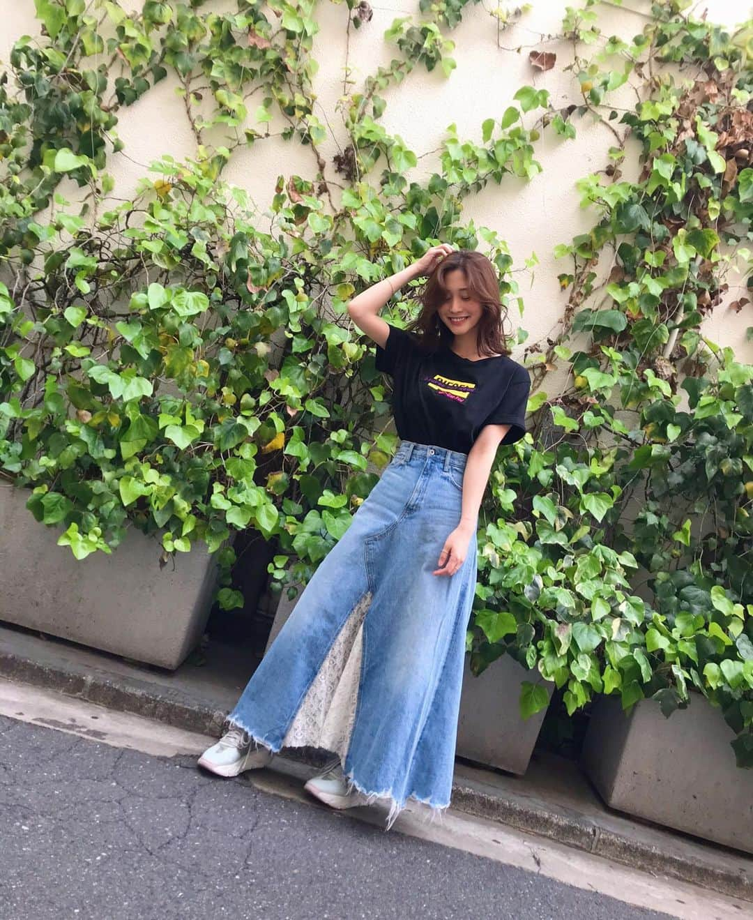 橘花凛さんのインスタグラム写真 - (橘花凛Instagram)「暖かくて気持ちいい☺️🌸🌱 @diesel」5月4日 18時26分 - rintakahashi0809