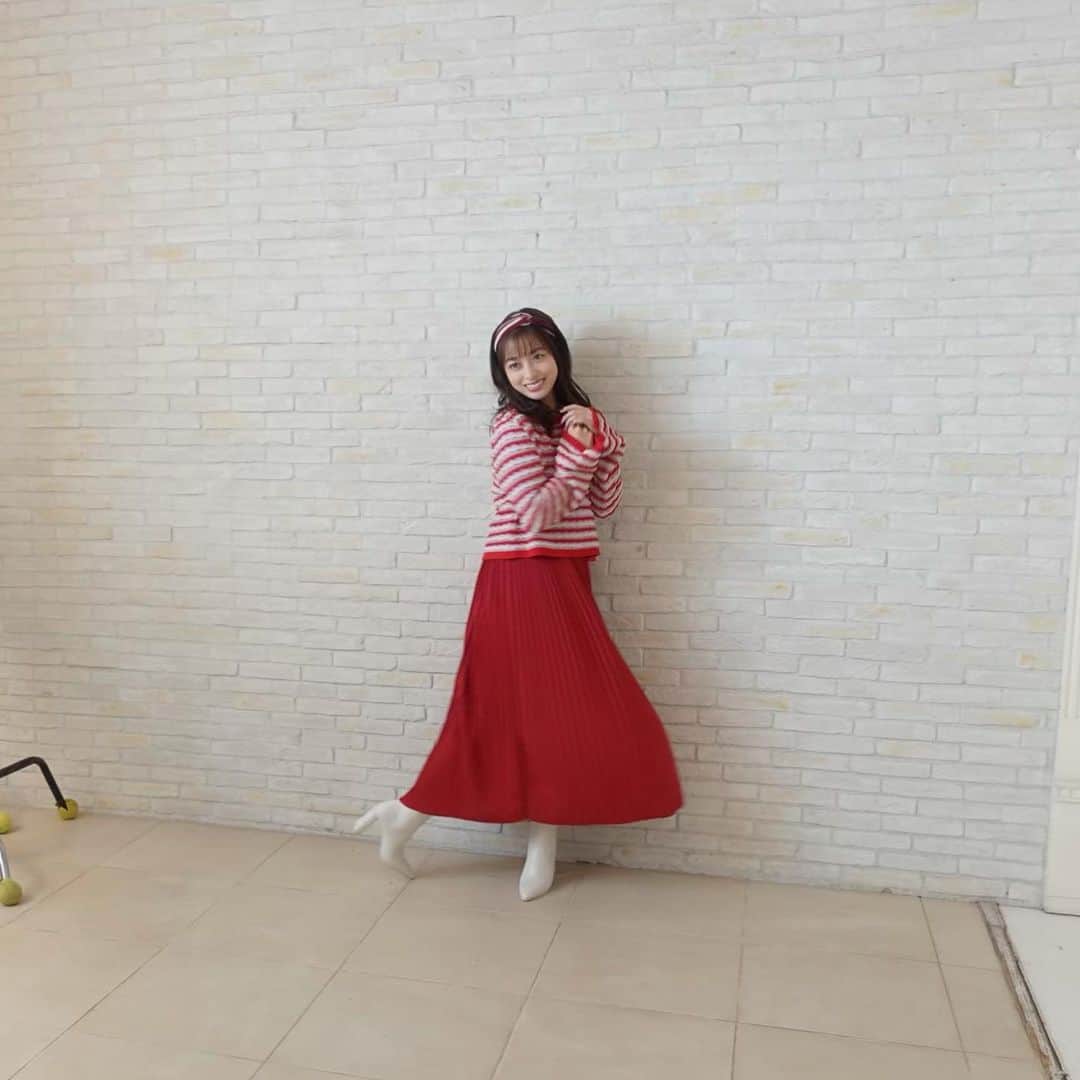 橋本環奈のインスタグラム：「こんばんは！環奈MGです。  GWいかがお過ごしでしょうか？  オフショットを一気に上げ過ぎてもうシェア出来るものが少なくなってしまいました。  またゆっくり更新していきますね。  今日は知る人ぞ知るアレからオフショットをシェアします。  #橋本環奈 #橋本環奈2021 #橋本環奈マネージャー #知ってる人しか知らない」