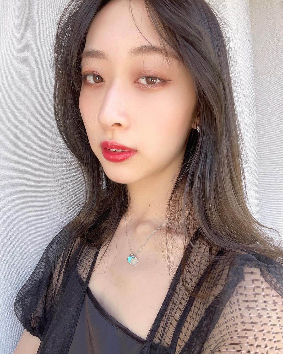 瀬名ひなののインスタグラム：「買った服はすぐ着たいタイプ❤︎ そしてだんだん色落ちしてきた👼💓 #オリーブグレージュ ?」