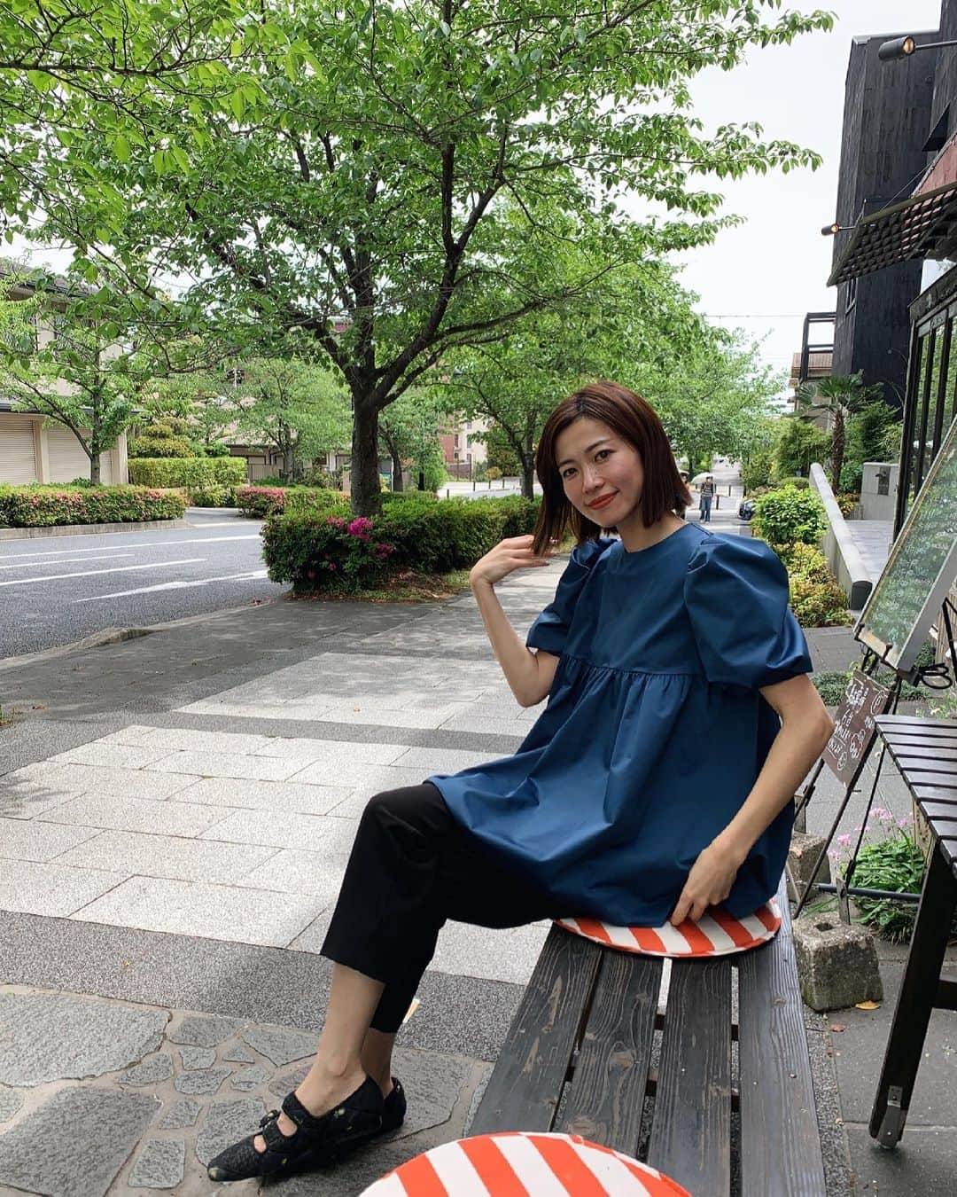 ayu kagawaさんのインスタグラム写真 - (ayu kagawaInstagram)「コーヒー待ち☕️💭 なんか手がロボットみたい🤖」5月4日 22時54分 - ayuyunyun