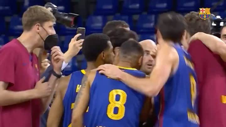 パウ・ガソルのインスタグラム：「FINAL FOUR!!!!!!!!!!!!!!! 🔥🔥🔥🔥🔥🔥🔥🔥 Força Barça!!!! 🔵🔴」