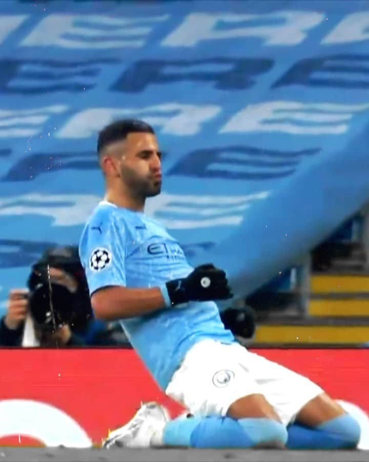 のインスタグラム：「1, 2, 3... ⚽️ @mancity 💙 🎥 @digicover_ @julianesque」