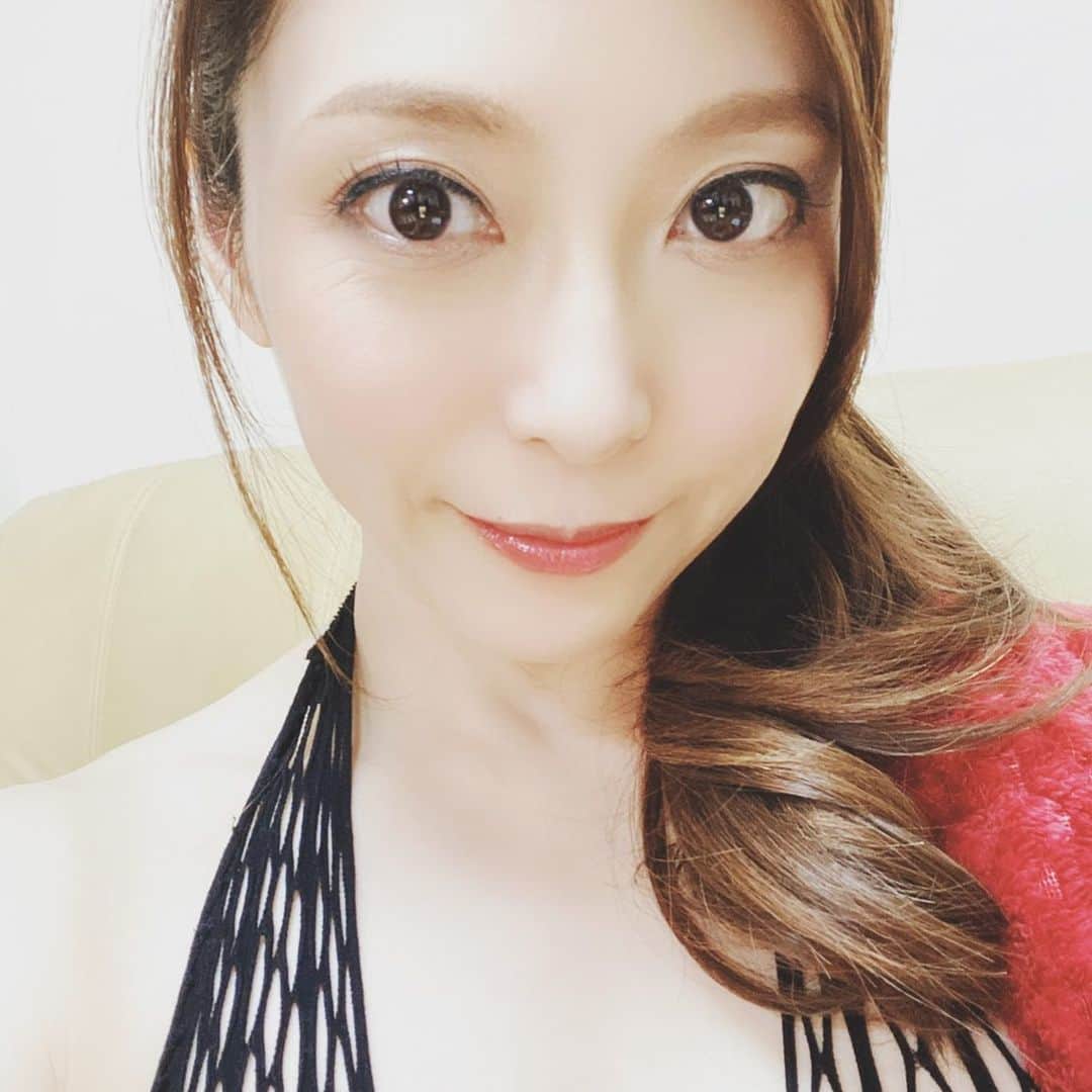 白木優子のインスタグラム：「いつかの撮影オフショット。  #熟女 #白木優子 #av #shooting  #撮影 #おっぱい」