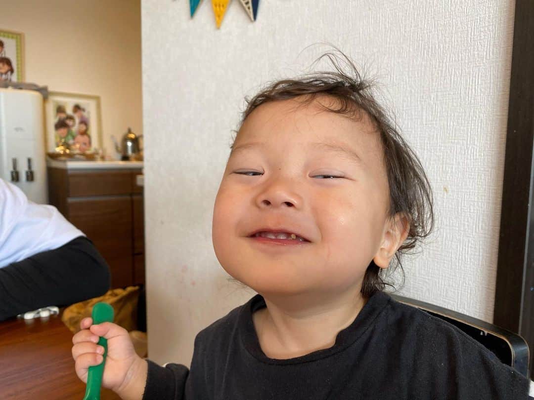 江原千鶴（エハラチヅル）さんのインスタグラム写真 - (江原千鶴（エハラチヅル）Instagram)「うたくん変顔コレクション🤪  #うたくん成長記録  #2歳4ヶ月 #変顔」5月5日 12時55分 - eharachizuru