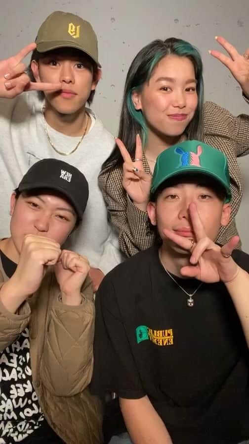 のインスタグラム：「. . @shori_winboy  @karin_lock  @ena_lock  @beatelements_takumi  ご視聴頂きありがとうございました！！ ついに明日はROUND.9、Legitの大勝負です。 ぜひ応援の程宜しくお願い致します🔥🔥  ーーーーーーーーーーーーーーーー ROUND.9 5/6(THU)19:00 START  ▼ROUND.9 出順 1 avex ROYALBRATS 2 KOSE 8ROCKS  3 SEPTENI RAPTURES  4 USEN-NEXT l'moon  5 KADOKAWA DREAMS  6 ⚜️CyberAgent Legit⚜️ 7 Benefit one MONOLIZ 8 SEGA SAMMY LUX 9 FULLCAST RAISERZ   配信やオーディエンス投票はDリーグ公式アプリから！ ダウンロードはプロフィールURLから行えます🙏  ーーーーーーーーーーーーーーー  #legitag#cyberagentlegit#dleague#dance#Dリーグ」