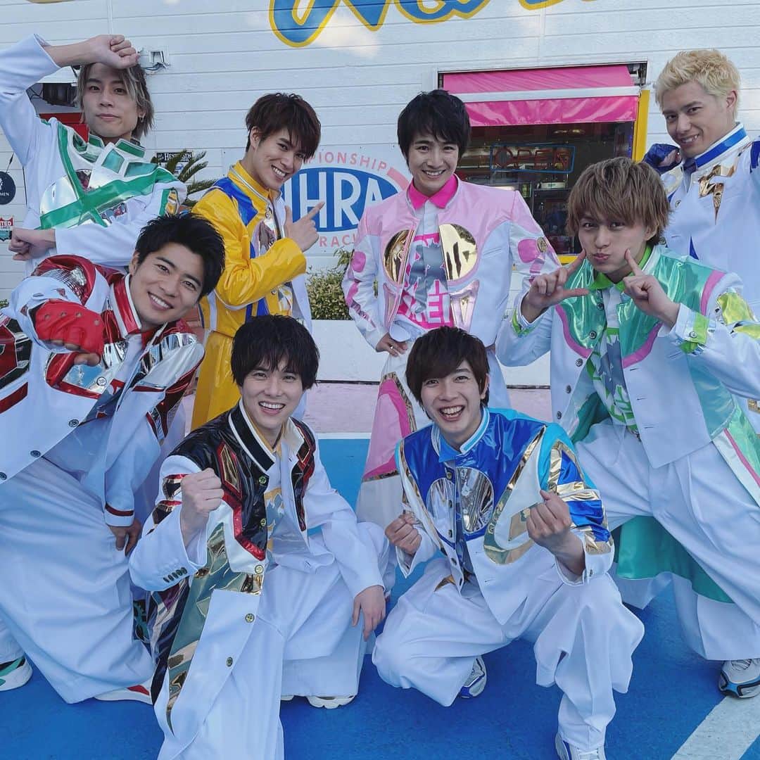 のインスタグラム：「7/28発売、New Single「ニューチャレンジャー」MVが解禁しました！応援よろしくお願いします🚄🔥  #ボイメン #ニューチャレンジャー #シンカリオンZ #Zダンス」