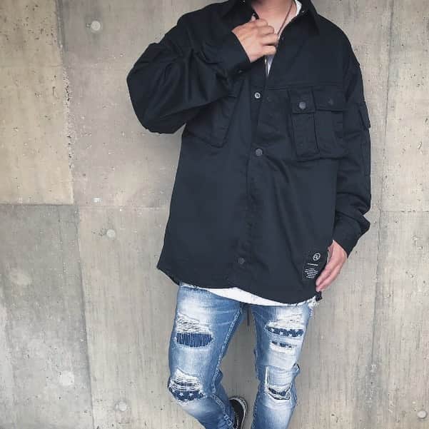 Ayumuのインスタグラム：「gu×undercover このコラボはミリタリージャケット一択じゃった👌  てかいつぶりよw」