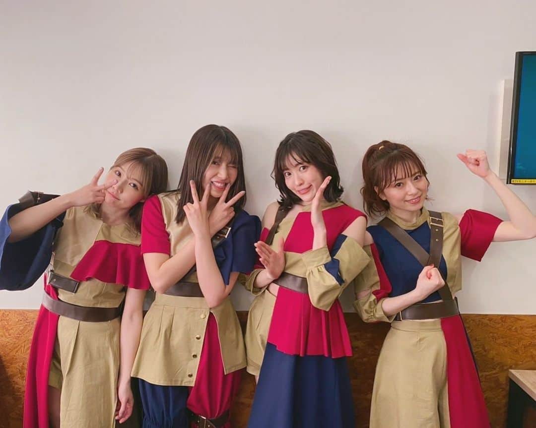 のインスタグラム：「🦸‍♀️🦸‍♀️🦸‍♀️🦸‍♀️✨  みんなありがとう。 本日のJAPAN JAM、 サイサイは出演出来ませんでしたがみんなの温かいメッセージに 感謝の気持ちでいっぱいです。  ポピパちゃん達もお疲れ様♡ 「NO GIRL NO  CRY」のメッセージもとても嬉しかった、愛を感じました。😢✨💓 あやさちもLINEくれて、ほんと優しいなぁ…😢  今はにゃんちゃんも安定しているみたいで、本当にほっとしています。良かった…。ほんとそれが一番。 早く会いたいな…。  次のライブは全員で最高のライブをするので、それまで待っていてください！！  当たり前なことなんて無いって 改めて思った数日でした。  「当たり前なこと」に感謝して 大切に大切に過ごさなきゃね😌✨  #silentsiren #サイサイ」