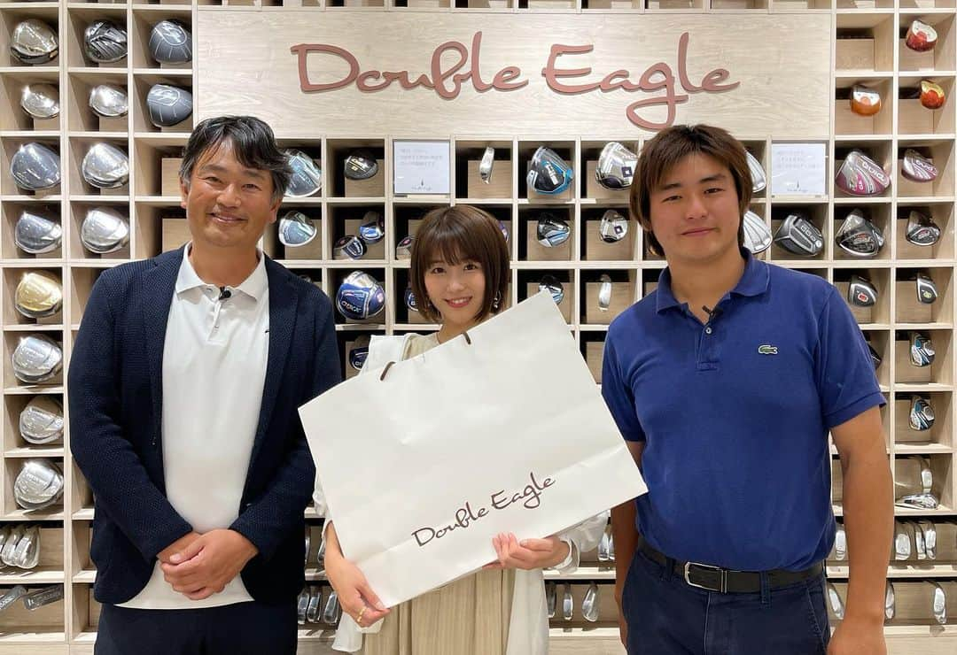 水原ゆきさんのインスタグラム写真 - (水原ゆきInstagram)「本日の動画にご協力くださったDouble Eagle銀座店様、本当にありがとうございます☺️✨  小物も、ひとつひとつオシャレで色合いも可愛くて、動画におさまってない部分でたーくさん見てました✨ 初ゴルフショップ、楽しすぎました✨  そしてなんと❗️ 動画内では、視聴者の皆さんに嬉しい情報が❗️  皆さま是非✨  着るのが楽しみだなぁーー  ◯追伸◯ あのクマのヘッドカバーは可愛くて、抱いてエンディングを撮りたかったが、紙袋を抱えたいがあまり、 伊藤くんに抱いていただきました(^^)ノ」5月5日 22時32分 - 12yuchan14