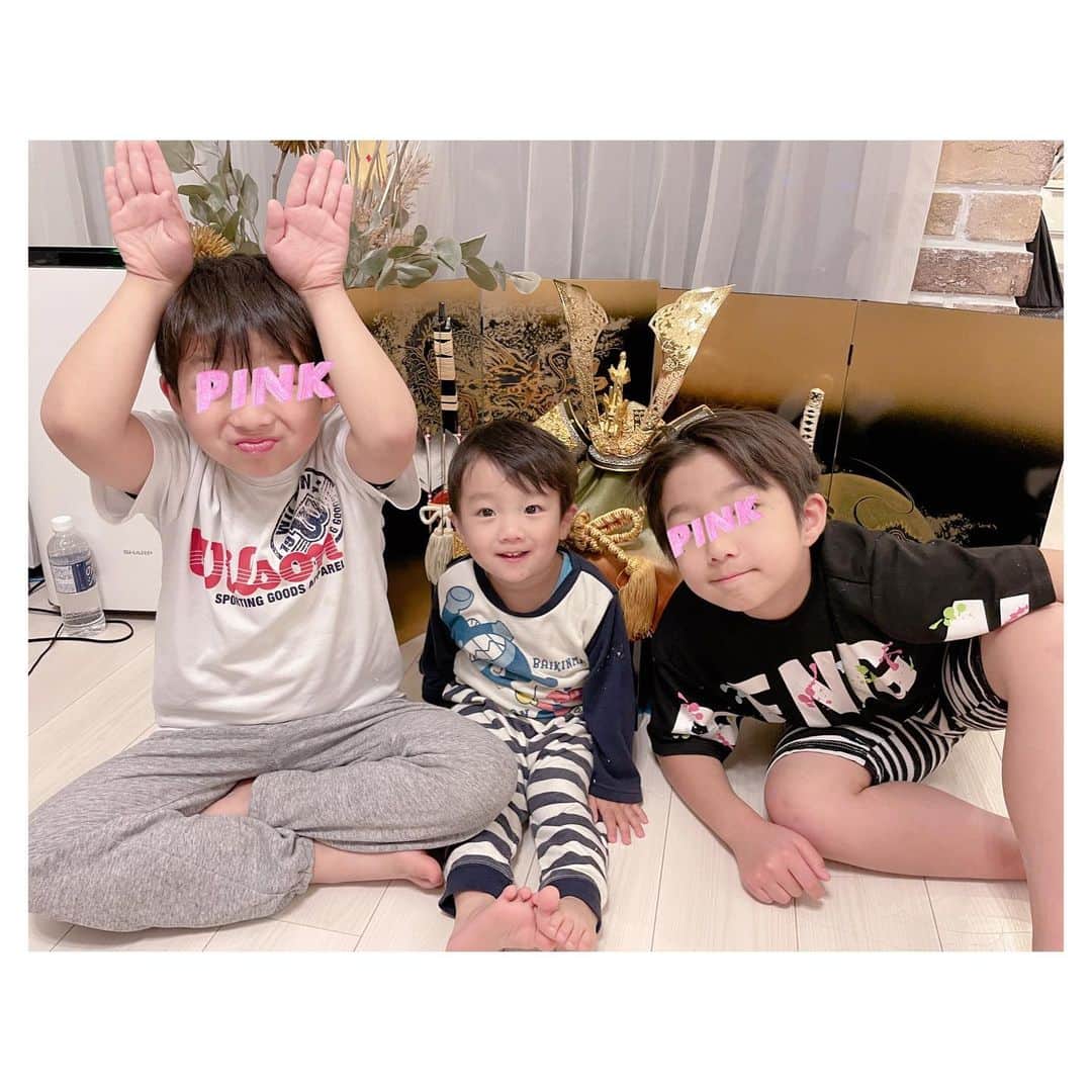 辻希美さんのインスタグラム写真 - (辻希美Instagram)「メンズ３人で🎏💕 🧒🏻🧒🏻🧒🏻  これからも元気にスクスク育ってね🎏💕💕✨"  愛してる❤️✨」5月5日 22時50分 - tsujinozomi_official