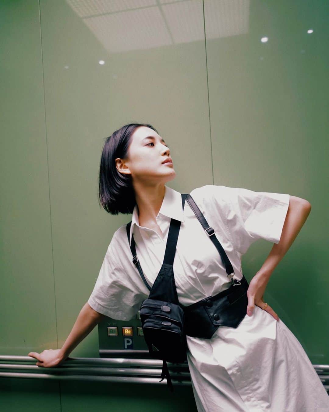 のインスタグラム：「🪡 早く言いたくてウズウズしてる今日この頃。」