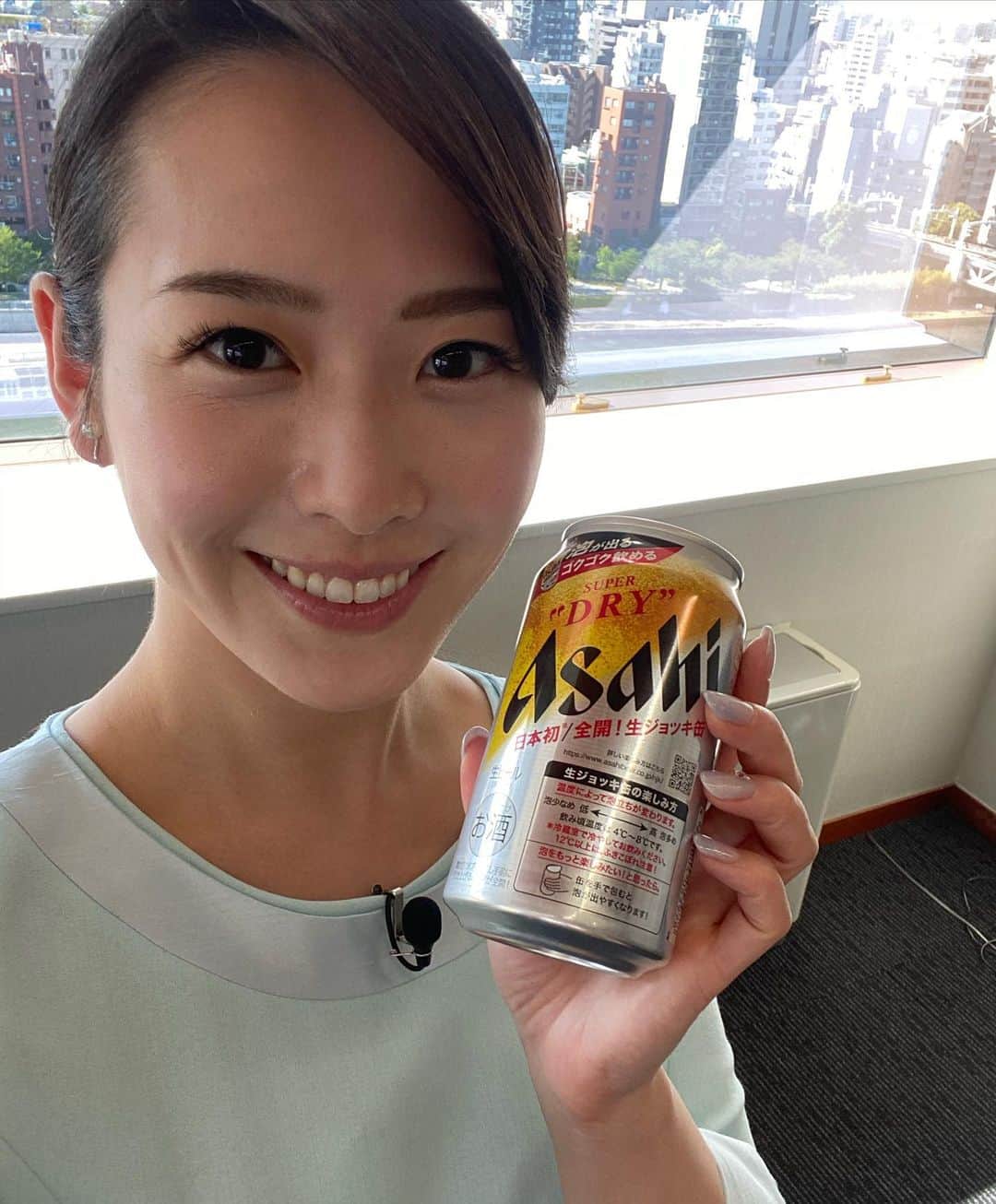 玉木碧さんのインスタグラム写真 - (玉木碧Instagram)「本日の #日本テレビ　#バゲット では、#アサヒビール の缶ビールなのにジョッキ感覚で飲めちゃう話題のアレをご紹介しました！！  フタを空けると泡がもくもく出てきて、本当にお店の生ビールをジョッキで飲んでるみたい！🍺  ずっと気になっていたんだけど、人気すぎてどこも売り切れ御免というアレですよ😂  ロケでいただけちゃって、この仕事やってて良かった〜と不純な気持ちが生まれてしまうほどやはり美味かった！！（あえて美味いと言わせて戴きます。笑）  お家飲みはこれあるとかなり充実しますよね🥺 早く増産しますようにー！！！  そして2歳の姪っ子ちゃんがバゲットに出てた私を認識してくれたらしい❤️嬉しい🥺  #アサヒ　#asahi #ビール　#生ビール　#ジョッキ　#缶ビール　#スーパードライ　#家飲み　#おうち時間　#ロケ　#リポーター　#フリーアナウンサー　#玉木碧」5月6日 11時43分 - tamaki_aoi.official