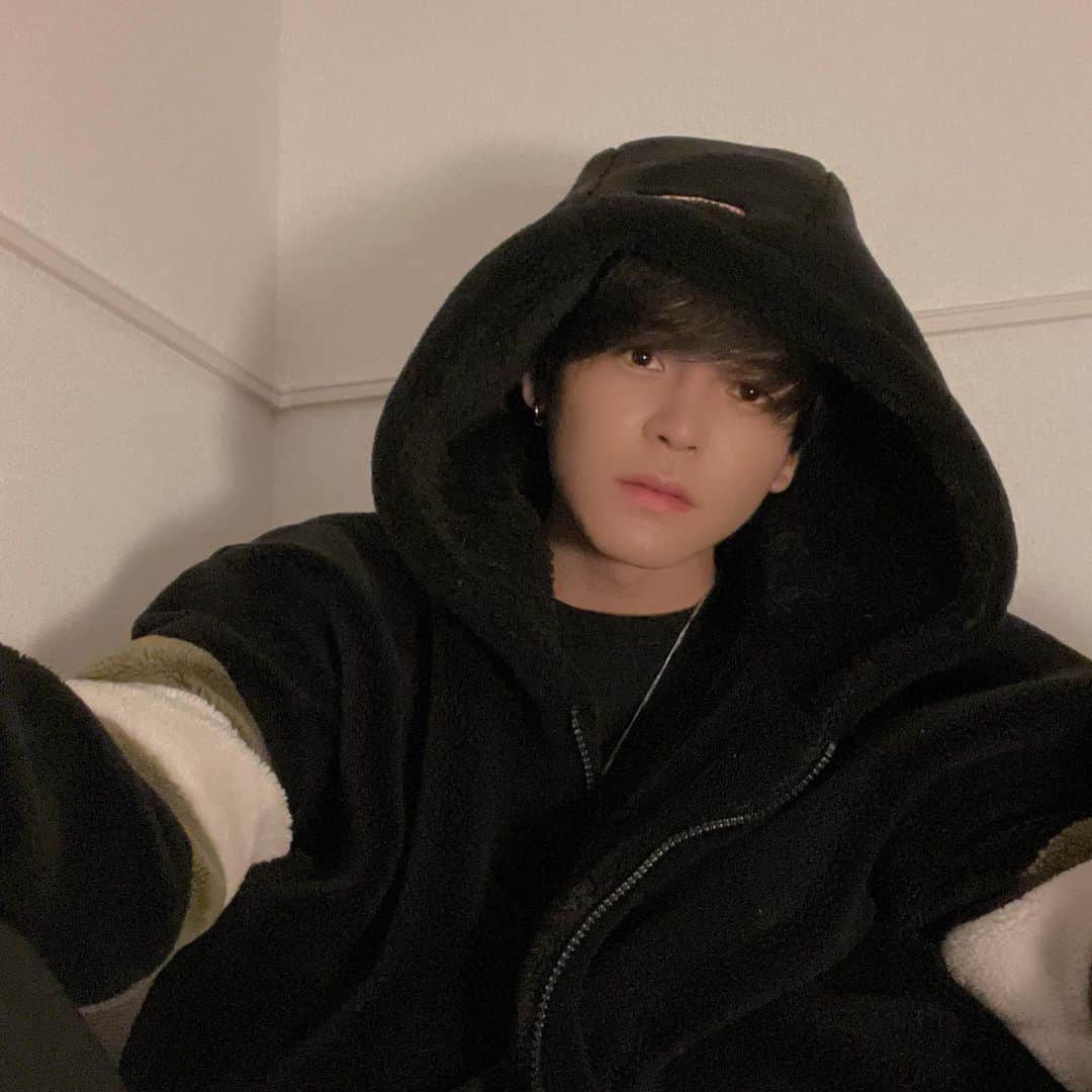 糸数竜輝さんのインスタグラム写真 - (糸数竜輝Instagram)「多分またしばらく自撮りしないのである分出しときます笑笑」5月6日 6時16分 - itokazu_riki_1028