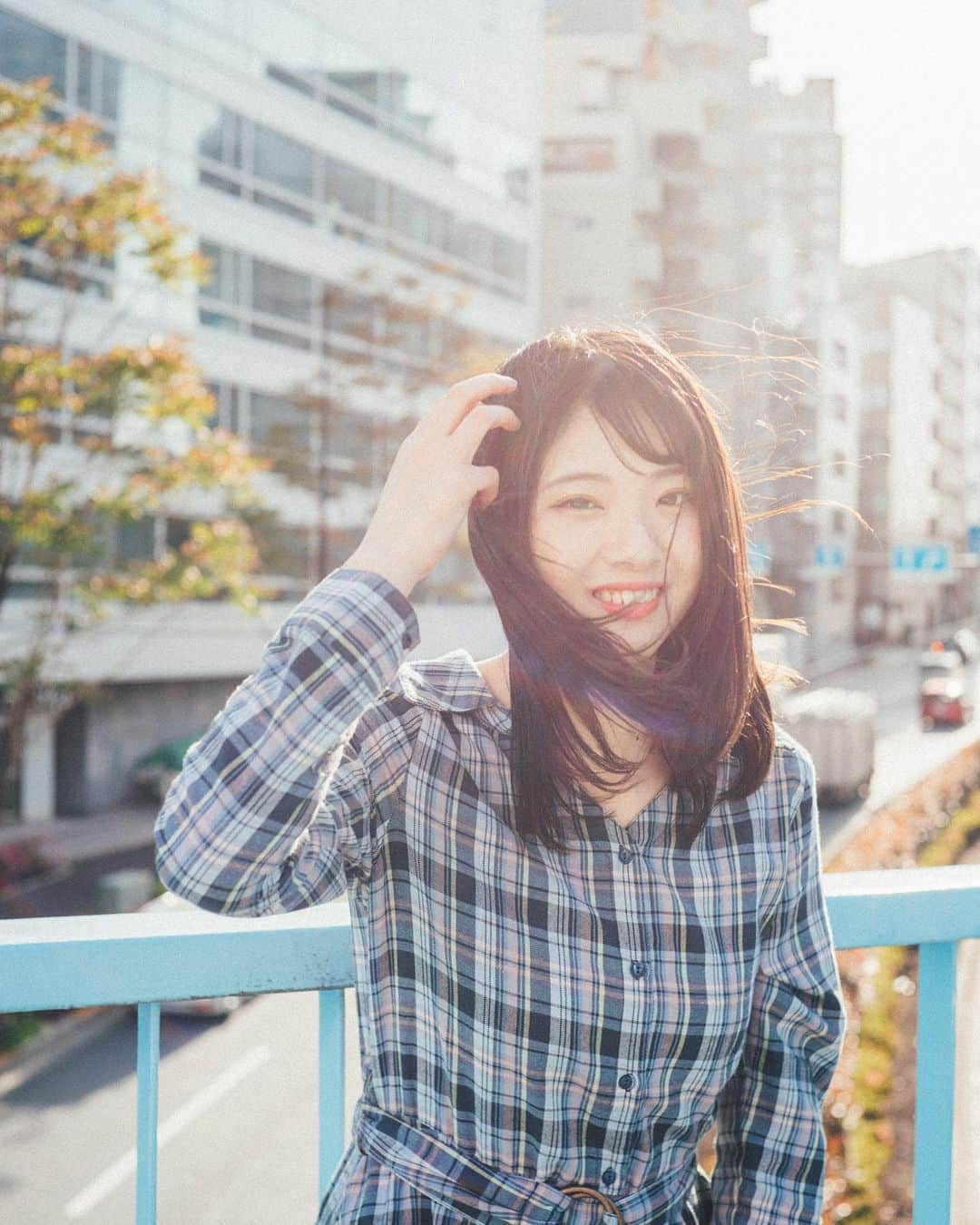 山田杏奈さんのインスタグラム写真 - (山田杏奈Instagram)「ゴールデンウィーク、今年もどこにも行けず終わってしまいました🥲﻿ 今は我慢のときですね…！﻿ ﻿ その分おうちでゆっくりゆったり過ごせていて﻿ それもまた幸せです☺️🍀﻿ ﻿ GW前ですが、撮影していただきました！﻿ 今回もすっごく素敵にとっていただいて嬉しいです…！﻿  この日めちゃくちゃ風強かった🍃🌀🍃  Onepiece : dazzlin ﻿ ﻿ photo by @yamakou_photo  ﻿ ﻿ ﻿ #ポトレ #ポートレート撮影 #ポートレート #ポートレートモデル #ポトレ女子 #ポトレモデル #ポートレートモデル撮影 #撮影 #撮影モデル #サロンモデル #サロンモデル希望 #サロモ募集 #サロモ希望 #サロモ #ミディアムヘア  #春コーデ  #東大 #東大生 #ミスコン #透明感 #被写体 #被写体募集 #被写体モデル #作品撮り #幸せな瞬間をもっと世界に #何気ない瞬間を残したい #ノスタルジーな瞬間を #curbon写真部 #透明感」5月6日 13時19分 - anna_yamada05