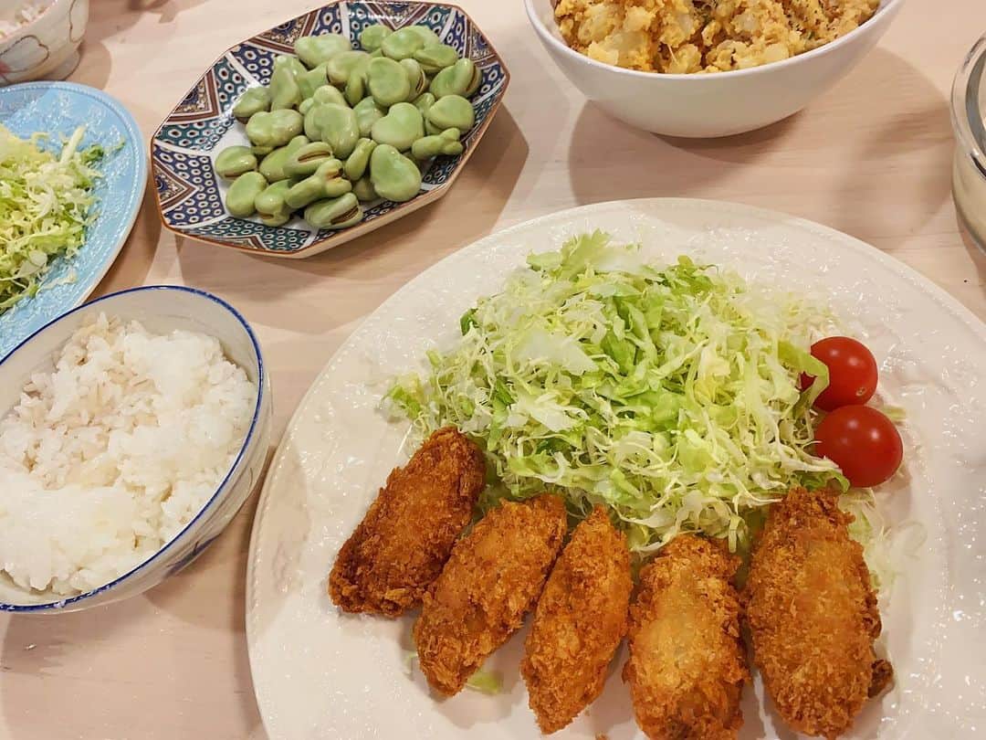 尾崎ナナさんのインスタグラム写真 - (尾崎ナナInstagram)「@senchoku さんから沢山のお肉、お野菜、お魚達‼️ 大きな箱三箱分きました😆 どれも新鮮で凄く美味しい‼️ 特にお魚は生臭さが全くなくてびっくり😳‼️ スーパーに行ってもお野菜を少し買い足すぐらいでいいので、凄く楽だし食材が沢山あるので毎日お料理楽しい😍 今なら赤字覚悟の40%オフらしいです😳 23区の方は是非試してみて欲しいです☺️❤️ #ナナクッキング #センチョク #フードサプライ #コロナに負けるな #プライムミート  #山治 #かいせい物産 #宅配 #コスパ最高 #東京23区  #おうちごはん #自炊 #期間限定」5月6日 13時33分 - nana._.ozaki