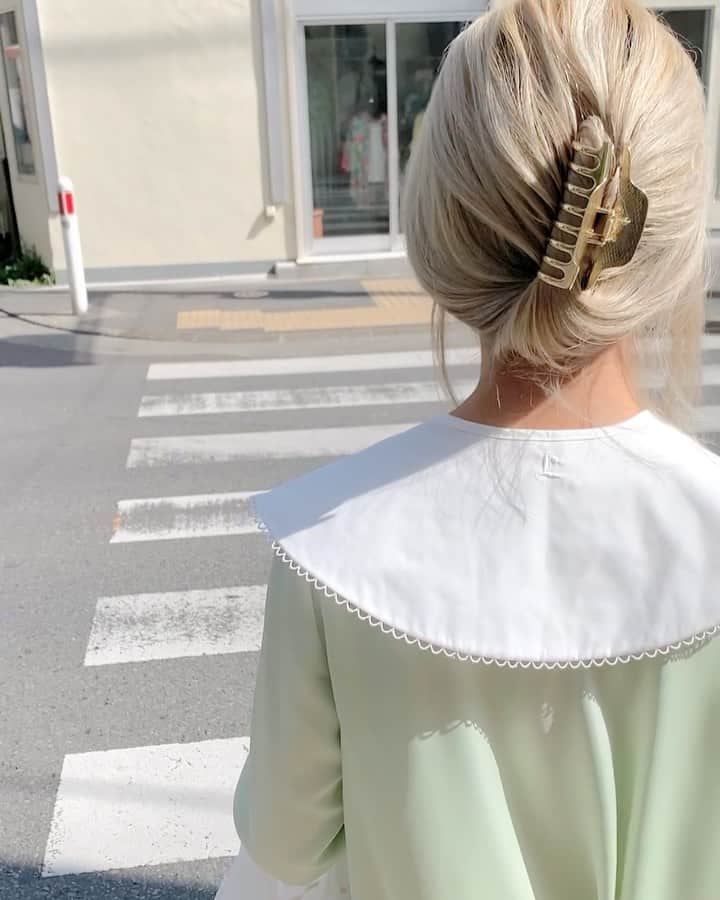 中谷愛のインスタグラム：「いいお天気のday off💕  昨日届いた @_ltokyo_ の付け襟を 早速つけて、おさんぽに🚶🏼‍♀️..✨ かわいいお洋服ってテンションがあがるぅ。 #l_girl」