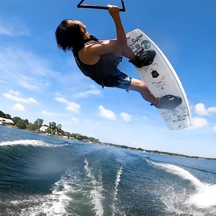 手塚翔太のインスタグラム：「Back to Otown🌴 Little clip from yesterday riding double w @steellafferty ☀️🍹」