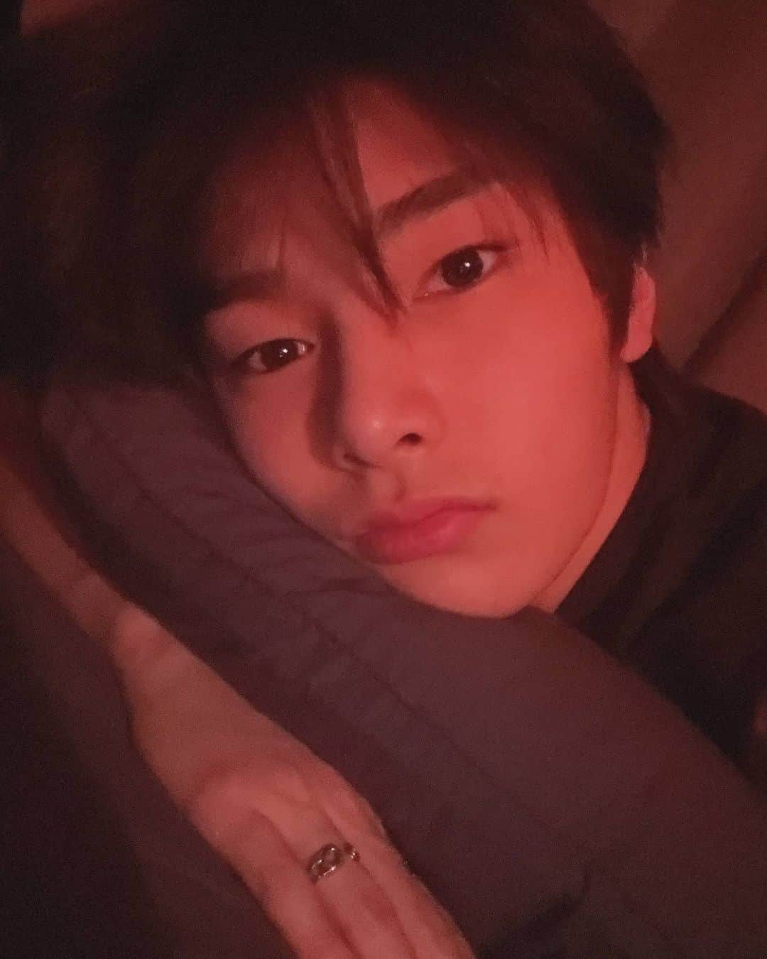 Stray Kidsさんのインスタグラム写真 - (Stray KidsInstagram)「핑쿠핑쿠💕 잘자아아 #StrayKids#STAY#IN스타그램#🦊」5月6日 23時24分 - realstraykids