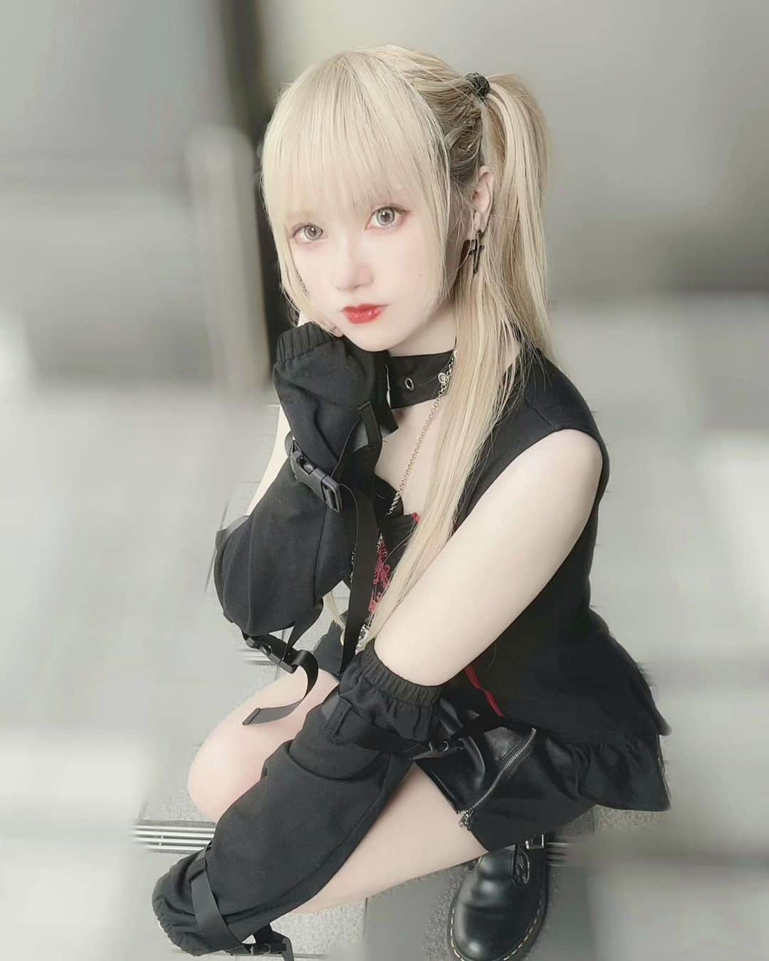 赤木クロのインスタグラム：「✝️   #anime #animegirl #animejapan #animeworld #japan #japanesegirl #日本 #サブカル #漫画 #comic #cos #cosplay #cosplayer #cosplaygirl #cosplayers #コスプレ #コスプレイヤー  #gravure  #lingerie  #일본여자 #코스프레 #그라비아 #角色扮演遊戲　#ゴシック #ゴシックファッション #Gothic #gothiclolita #gothicfashion」