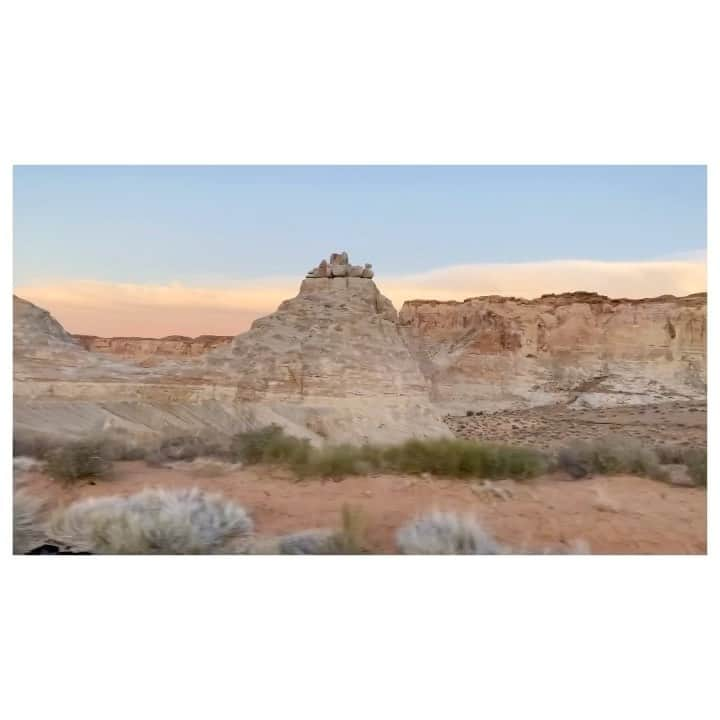 アレキサンドラ・アゴストンのインスタグラム：「Utah dream  @amangiri」