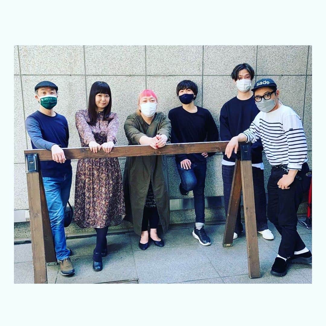 松田岳二のインスタグラム：「櫛引彩香さんのライブが配信に切り替わりました。5月9日18時より。アーカイブ有りです！とても良いバンドに仕上がってるので是非ともです〜  https://t.co/9cxJfPU4oV」
