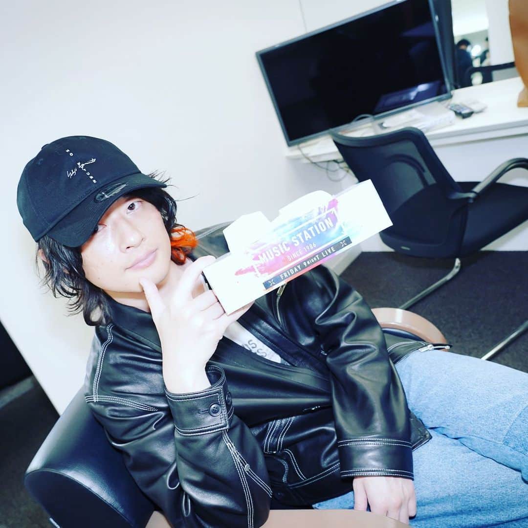 磯部寛之のインスタグラム：「Thank you MUSIC STATION. Hiro Mステありがとうございました。ひろ #alexandros #musicstation #mステ」