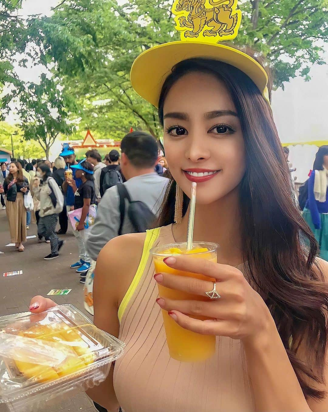 大柳麻友さんのインスタグラム写真 - (大柳麻友Instagram)「﻿ ﻿ THAIFES2019﻿ タイ行きたい🥺🇹🇭﻿ 行けなくなってから﻿ 何食べたい？って聞かれたら﻿ タイ料理！ってなる﻿ ﻿ ﻿ ﻿ #thailand #thaifood #festival」5月7日 17時04分 - mayu_oyanagi