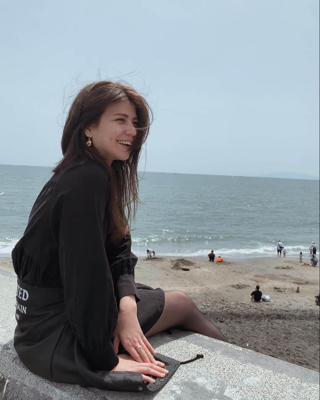九里聖莉奈のインスタグラム：「.﻿  Feel good at the beach :) ﻿ #kuriseri ﻿ ﻿」
