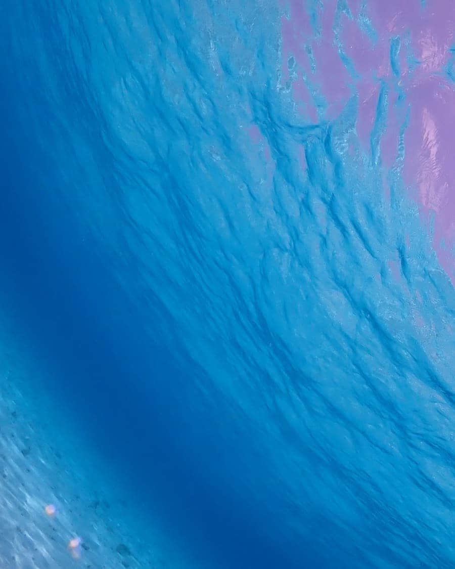 はるさーさんのインスタグラム写真 - (はるさーInstagram)「←← #スワイプしてね →→  八重干瀬で出会ったカメちゃんです。 気持ちよさそうに泳いでいました。  #八重干瀬 #ウミガメ #癒される #シュノーケル #tg6のある生活 #honu #turtle #underthesea #underwater #underwaterphotography」5月7日 19時42分 - harusa0222