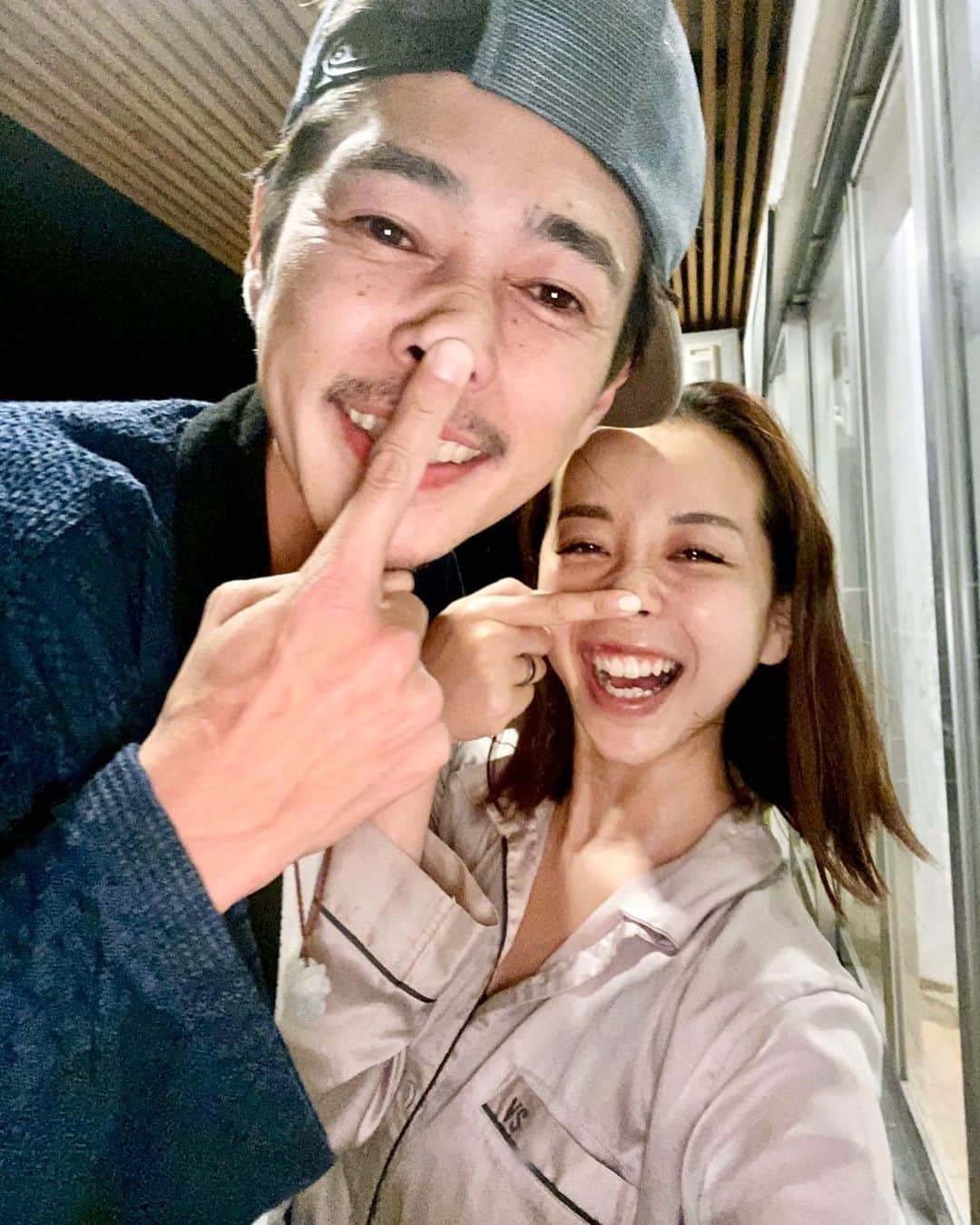 PINKYのインスタグラム：「HAPPY HAPPY BIRTHDAY🎂❤️✨ @yosuke_kubozuka   ・・・  #love #happybirthday #family #42thbirthday #husbandandwife」
