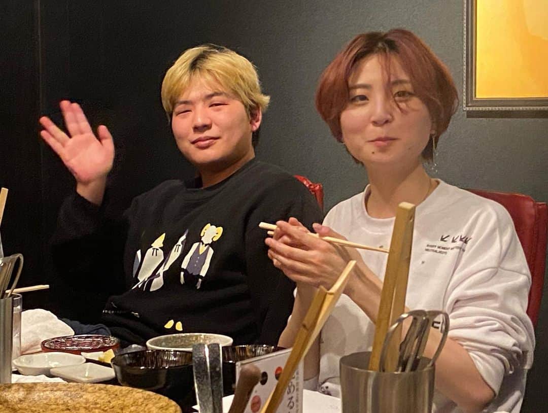 ちぃさんのインスタグラム写真 - (ちぃInstagram)「新メンバーの歓迎会📸  りなみんさんの写真が全部壺すぎる🤣  これからもスカイチーム8人をよろしくお願いします🙇‍♀️  これからもいっぱい思い出増やしていくぞ✌️✨   #スカイチーム  #新メンバー  #笑顔が一番  #りなみんさん  #壺」5月7日 21時52分 - skyteam_chii