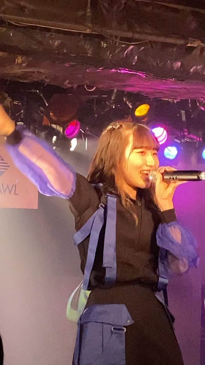 【公式】プラスワンのインスタグラム：「プラスワンというアイドルグループです！ 是非 LIVEで盛り上がりましょう😆  #プラスワン #PlusOne #アイドル #Idol #rock #JPOP #Japan #日本 #Rockidol #rockband #かわいい #cute #いいね #リール」